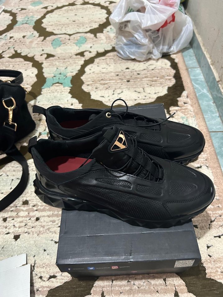 Siyah Yılan Desenli Erkek Spor Ayakkabı - Görsel 2