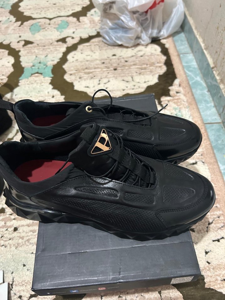 Siyah Yılan Desenli Erkek Spor Ayakkabı - Görsel 3