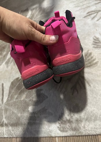 Siyah-Pembe Bağcıklı Kadın Spor Ayakkabı - Görsel 3