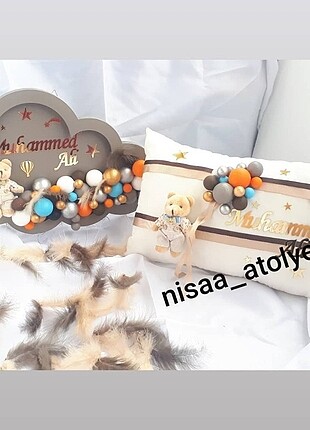 Bebek kapı süsü ve takı yastığı 