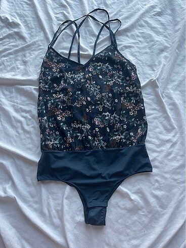 xs Beden Bodysuit