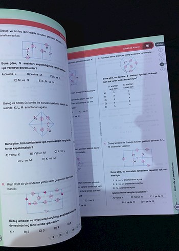 TYT Fizik Konu Özetli Soru Bankası - Görsel 2