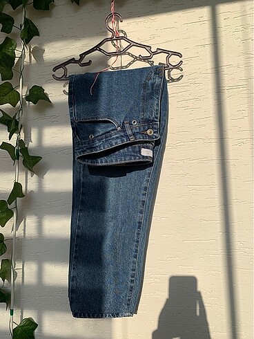 Kot Mom Jeans