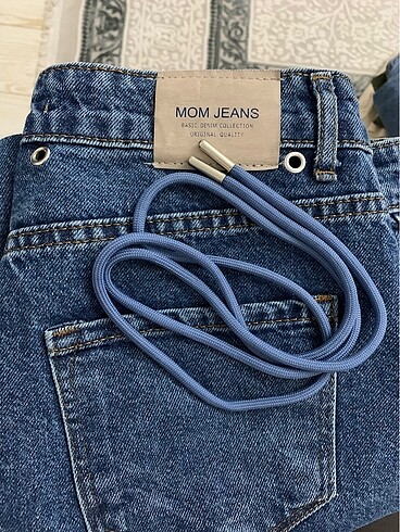 Clarks Kot Mom Jeans