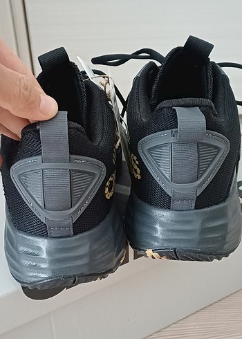 Gri Adidas Erkek Koşu ve Antrenman Ayakkabısı - Görsel 7