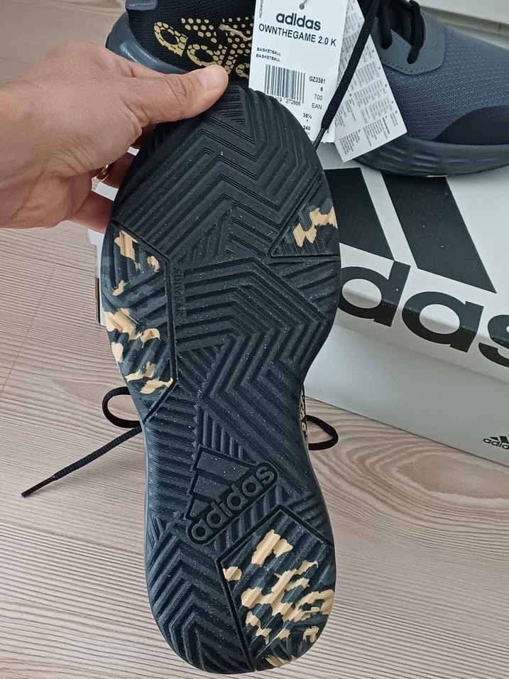 Gri Adidas Erkek Koşu ve Antrenman Ayakkabısı - Görsel 5
