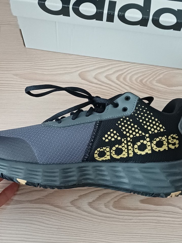 Gri Adidas Erkek Koşu ve Antrenman Ayakkabısı - Görsel 4