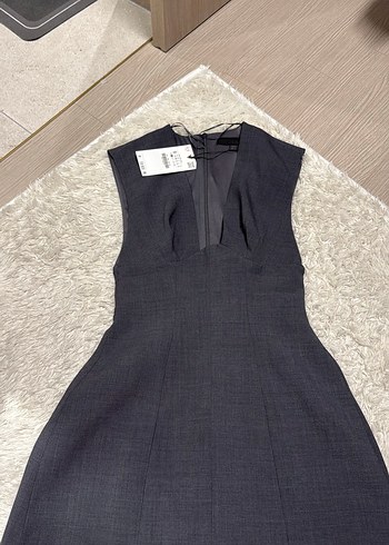 Zara Sik Siyah Kolsuz Elbise