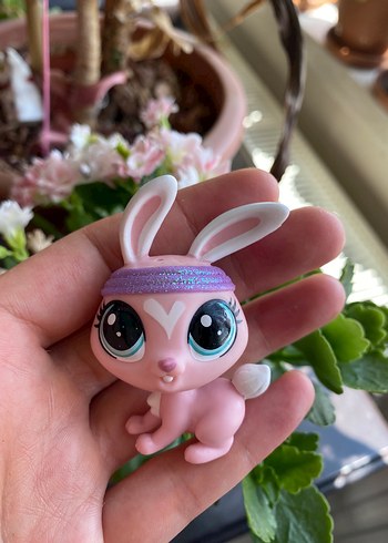 Pastel Pembe Tavşan Aksiyon Figürü