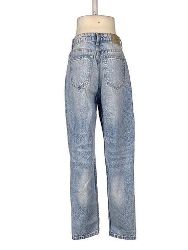 34 Beden Bershka Jean / Kot %70 İndirimli.