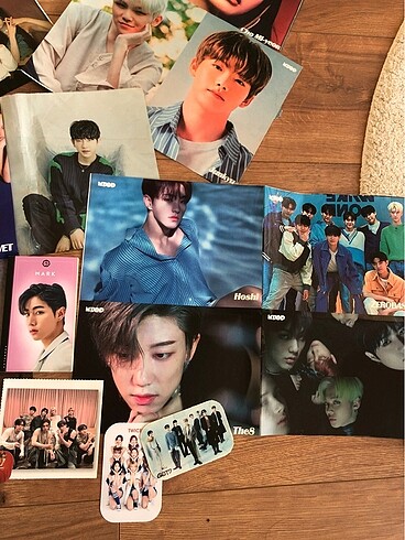 Beden Kpop posterleri vs takaslık