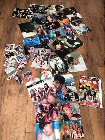 Kpop posterler dergi not defteri bileklik vs