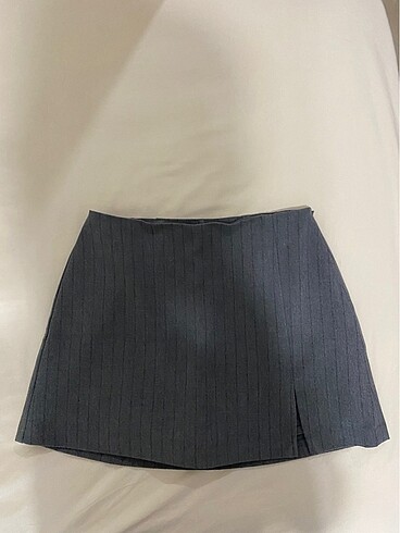 Stradivarius Gri Çizgili Mini Şort Etek