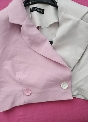 Pembe beyaz 2 renkli kumaş crop ceket 
