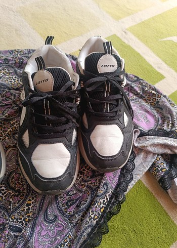 Beyaz Siyah Bağcıklı Sneakers - Görsel 5