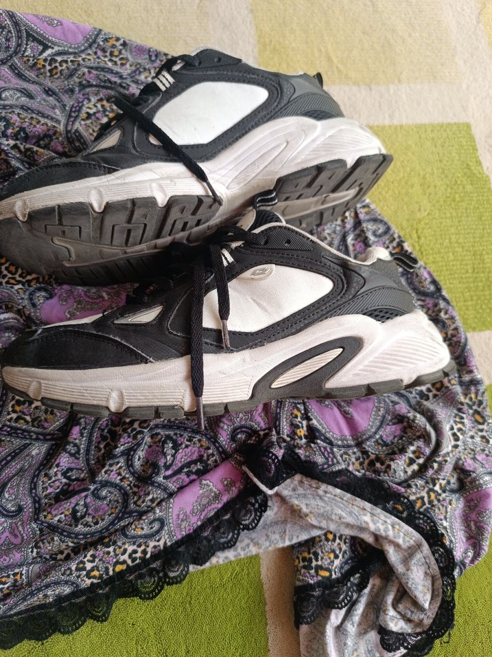 Beyaz Siyah Bağcıklı Sneakers - Görsel 2