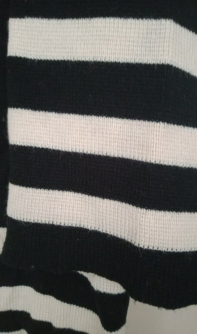 Uzun Siyah Beyaz Çizgili Erkek Atkı - Görsel 2