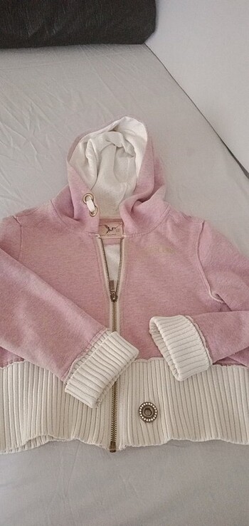 Kapüşonlu , fermuarlı sweatshirt 