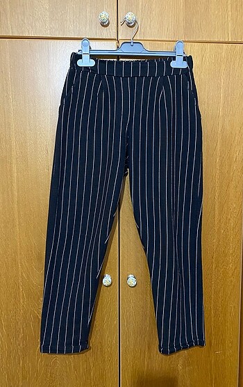 PANTOLON