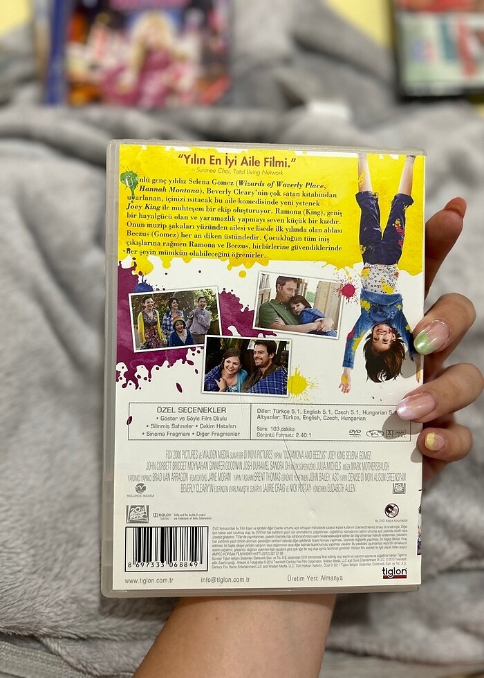 Afacan Kardeşim Ramona Selena Gomez DVD - Görsel 2