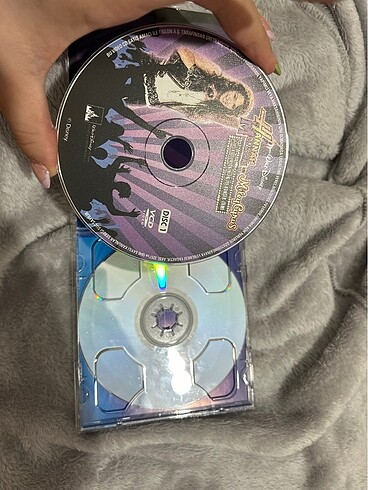 Hannah Montana Miley Cyrus Her İki Dünyanın En iyi Konser Filmi  - Görsel 2