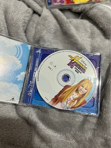 Hannah Montana Gerçek Ben Sezon 2 Bölüm 2 Türkçe Dublaj Disney V - Görsel 2