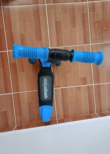 Mavi Çocuk Scooter'ı - Görsel 3