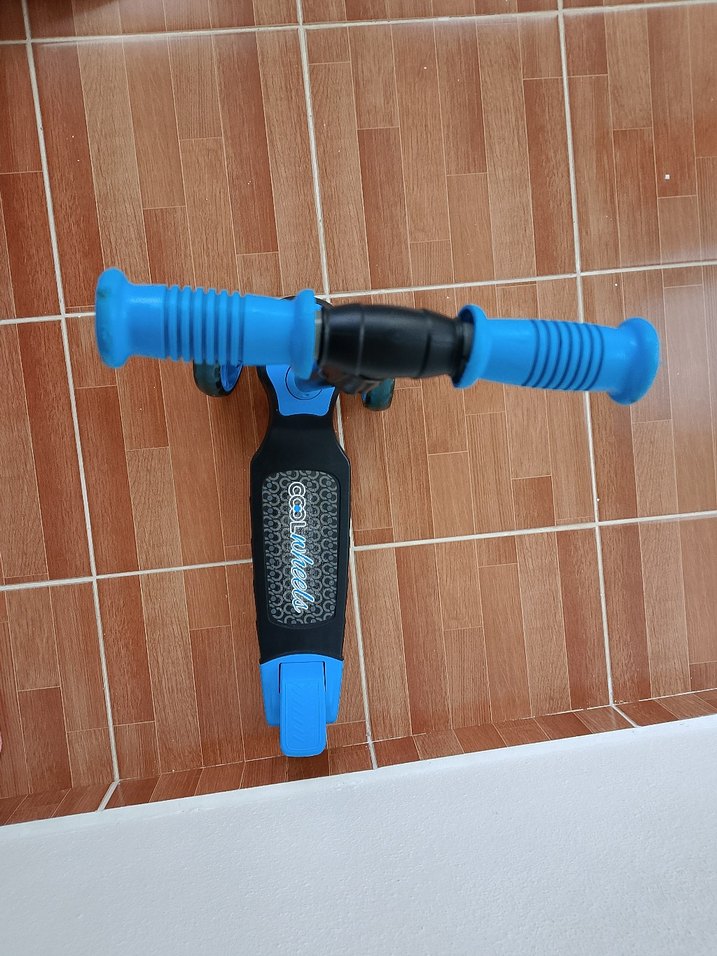 Mavi Çocuk Scooter'ı - Görsel 3