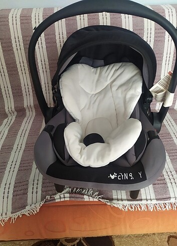 9- 18 kg Beden siyah Renk Bebek puseti 