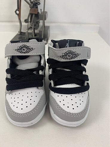 25 Beden gri Renk Nike Air Jordan Unisex Bebek Ayakkabısı