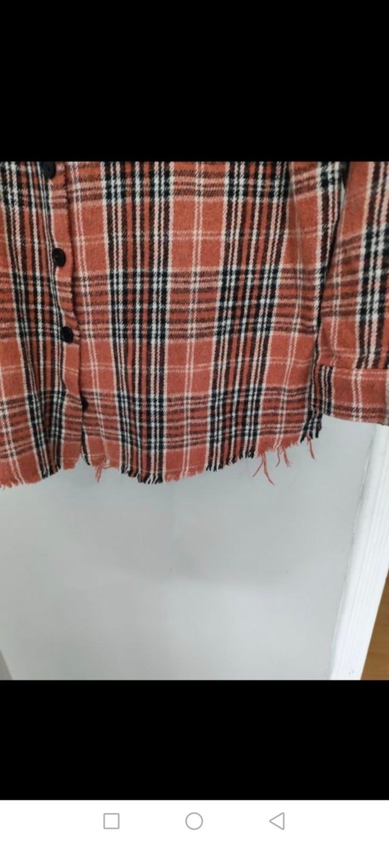 Düğmeli, Uzun Kollu Kadın Gömlek - Görsel 3