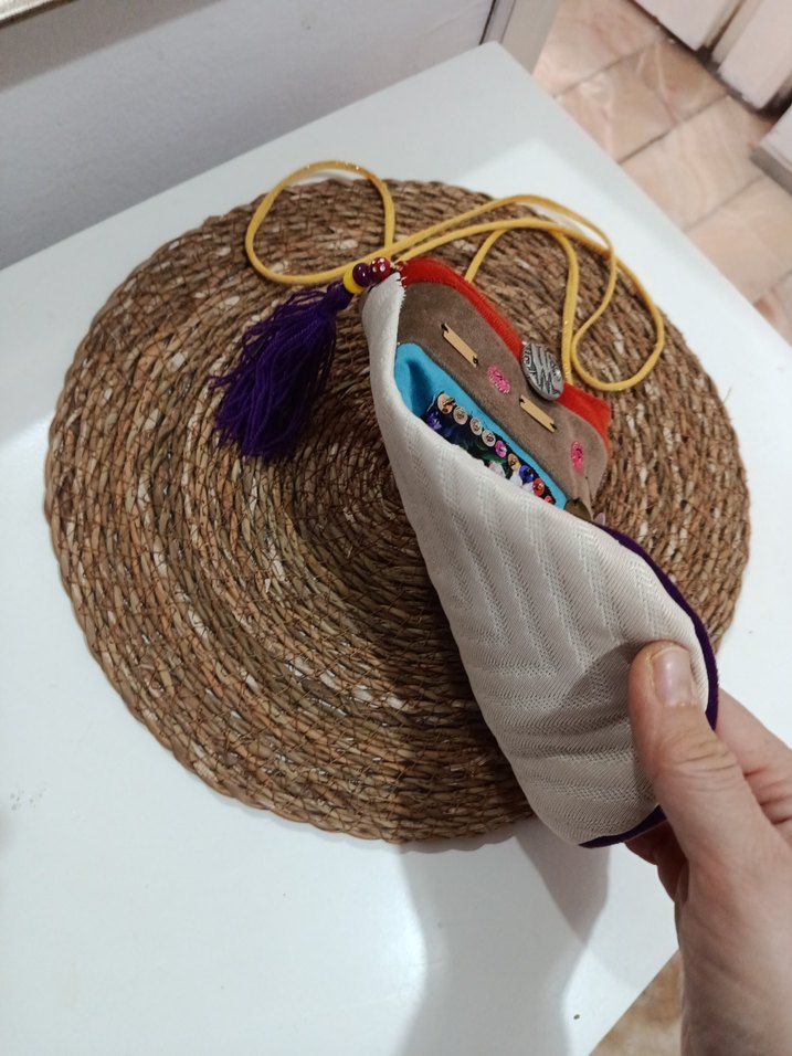 Renkli İşlemeli  Çanta - Görsel 2