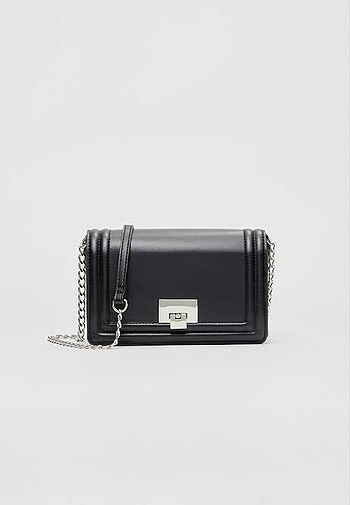Stradivarius çapraz askılı çanta