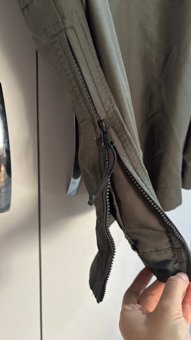 Kadın Kapüşonlu Haki Spor Ceket Yağmurluk - Görsel 4