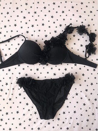 Siyah bikini takımı