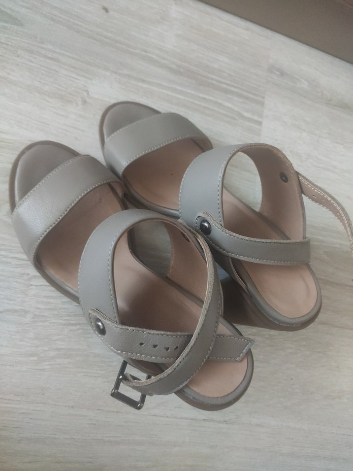 Bej Kadın Minimalist Topuklu Sandalet - Görsel 2