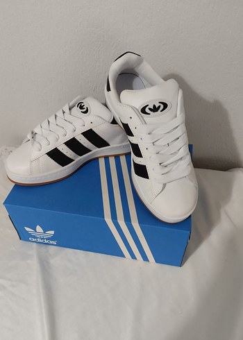 Adidas Beyaz Siyah Uniseks Spor Ayakkabı