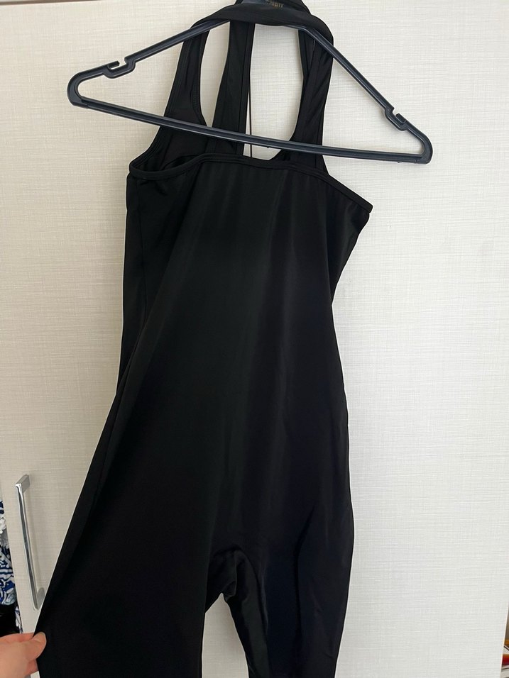 Siyah Yüksek Yakalı Kolsuz Midi Tulum mayo - Görsel 4