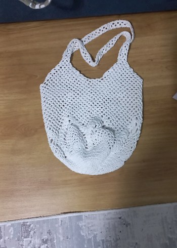 Dantel Detaylı Beyaz Örgü Kadın Çanta
