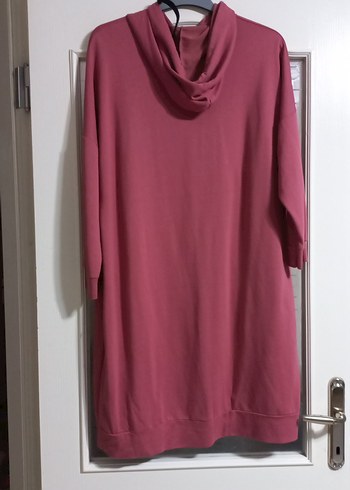 LC Waikiki Renkli Baskılı Kapüşonlu Pembe Uzun Tunik