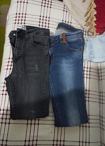 2 adet fiyatıdır lacivert taşlanmış siyah yırtık model  34 beden - Görsel 3