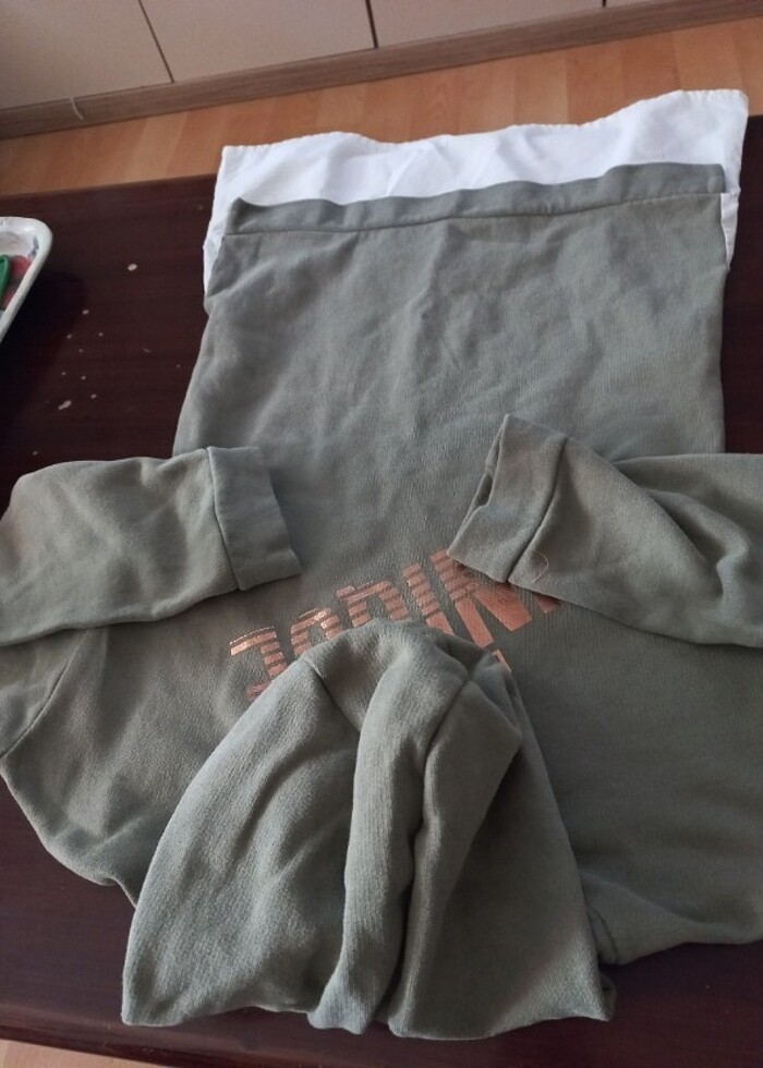 Swit tişört tunik tarzıdır 7.8 yaş uyumludur  - Görsel 3