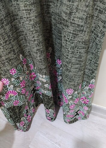 Kadın çiçekli tesettür elbise yeşil elbise - Görsel 5