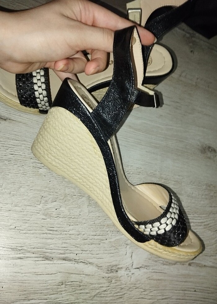 Kadın topuklu ayakkabı - Görsel 3