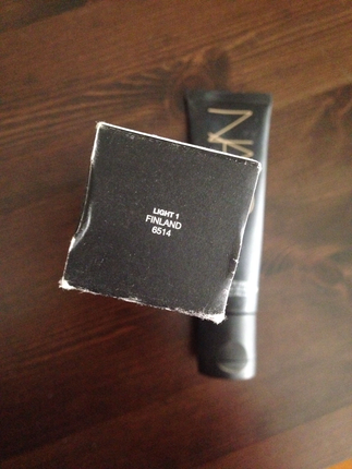 xs Beden NARS VELVET MATTE SKIN TINT