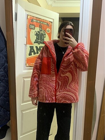 m Beden Pull and bear peluş mont