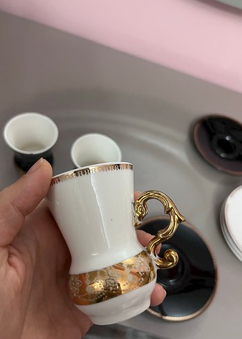 Beyaz ve Altın Detaylı Kahve Fincanı Seti - Görsel 7