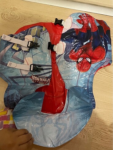 Spiderman sisme yelek 3-6 yas