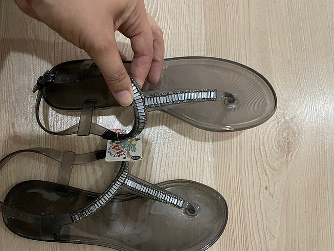 Diğer 39 numara kadin sandalet