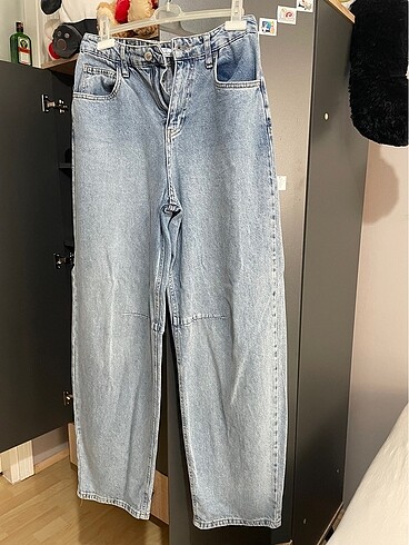 Baggy jean defacto